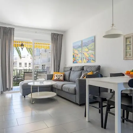 Coronado Perla Apartment