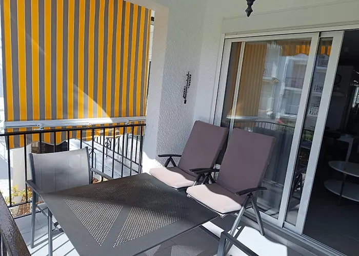 Coronado Perla Pool Centro * ネルハ