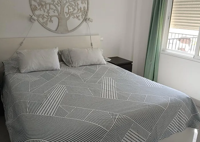 Coronado Perla Pool Centro